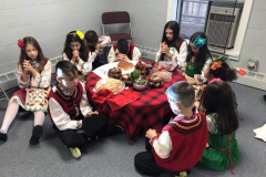 около-масата